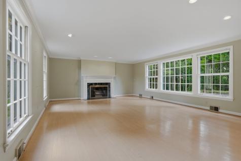 143 Backbone Road Bell Acres PA 15143