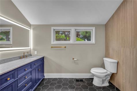 1305 Terrace Street Bridgeville PA 15017