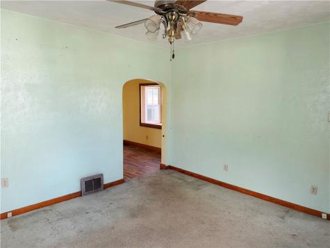 108 Brown Ave (AKA 2612 Brown Ave) Hempfield Township PA 15634