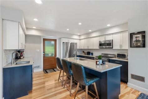 758 5th Street Beaver PA 15009