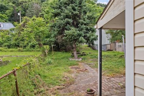 713 Saline Street Greenfield PA 15207