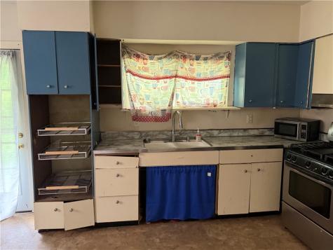 713 Saline Street Greenfield PA 15207