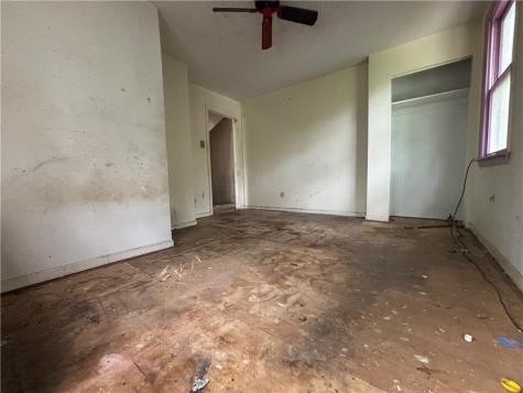 1108 Fabyan Street Spring Hill PA 15212