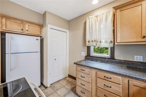 770 Stambaugh Avenue Sharon PA 16146