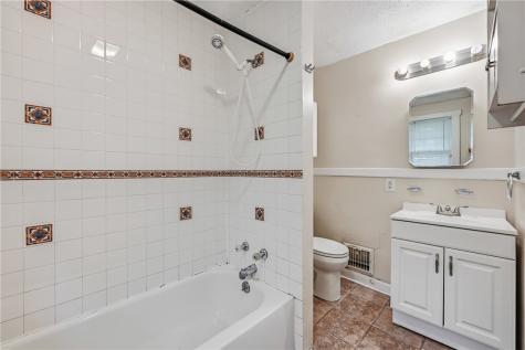 770 Stambaugh Avenue Sharon PA 16146
