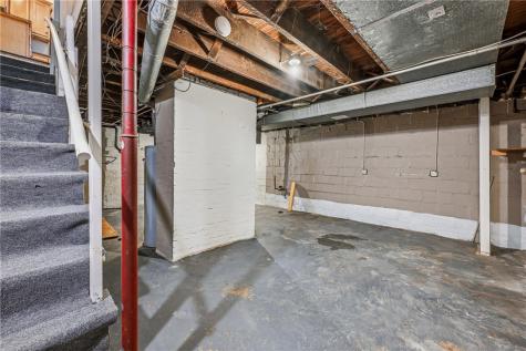 770 Stambaugh Avenue Sharon PA 16146