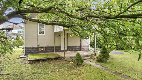 770 Stambaugh Avenue Sharon PA 16146