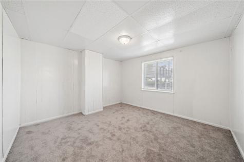 1946 Arlington Avenue Arlington PA 15210