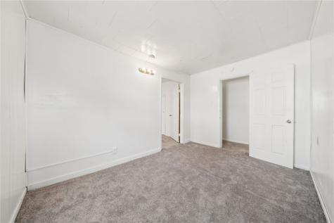 1946 Arlington Avenue Arlington PA 15210