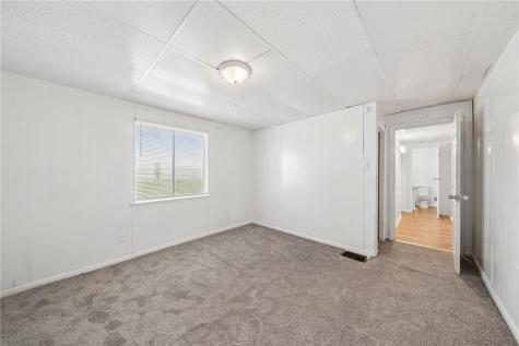 1946 Arlington Avenue Arlington PA 15210
