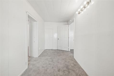 1946 Arlington Avenue Arlington PA 15210