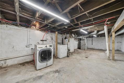 1946 Arlington Avenue Arlington PA 15210