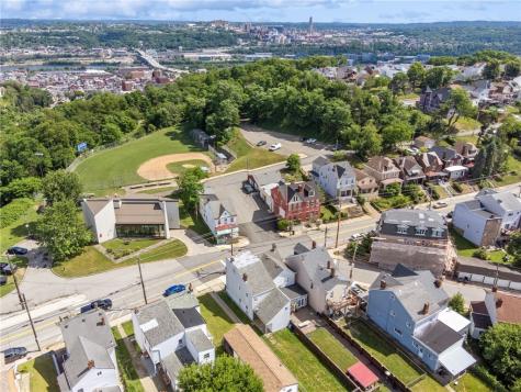 1946 Arlington Avenue Arlington PA 15210