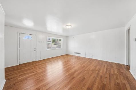 1946 Arlington Avenue Arlington PA 15210