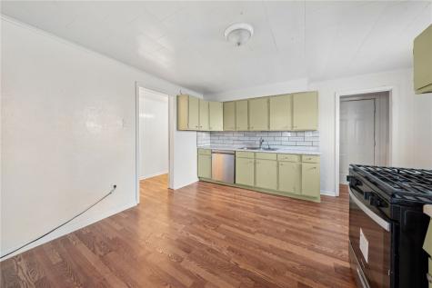 1946 Arlington Avenue Arlington PA 15210