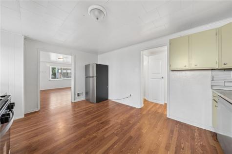 1946 Arlington Avenue Arlington PA 15210