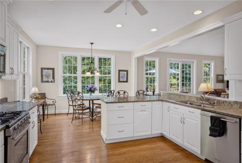 445 Dorseyville Road Fox Chapel PA 15215