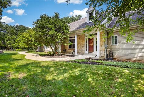 445 Dorseyville Road Fox Chapel PA 15215