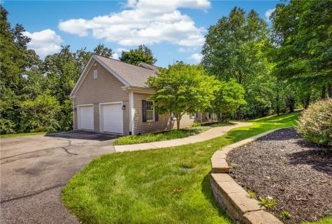 445 Dorseyville Road Fox Chapel PA 15215