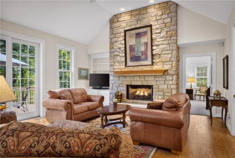 445 Dorseyville Road Fox Chapel PA 15215