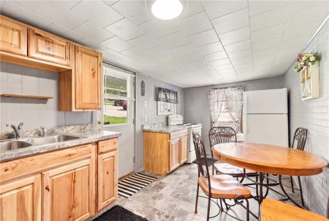 416 Snyder Street Connellsville PA 15425