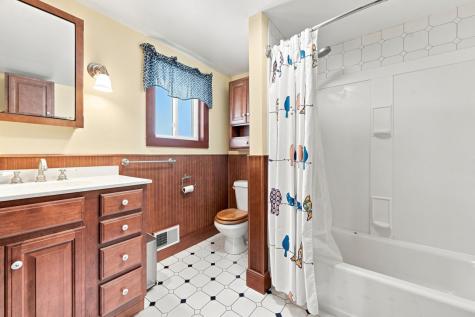 517 Reno Street Rochester PA 15074