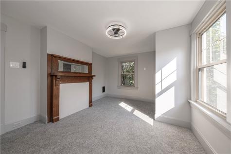 641 Center Avenue Avalon PA 15202