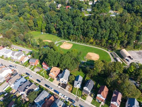 641 Center Avenue Avalon PA 15202