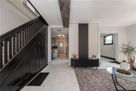 641 Center Avenue Avalon PA 15202