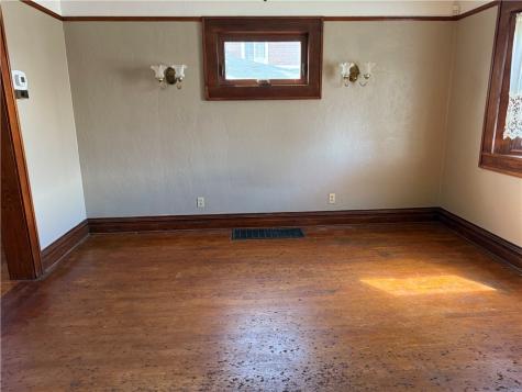 214 Magnolia Street Whitaker PA 15120