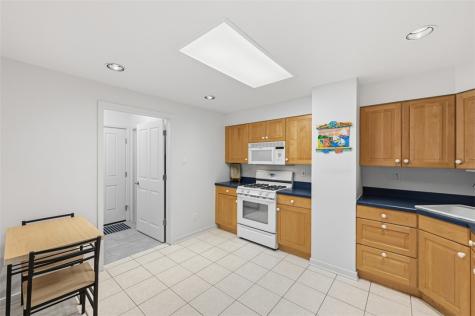 348 Hastings Street Point Breeze PA 15206