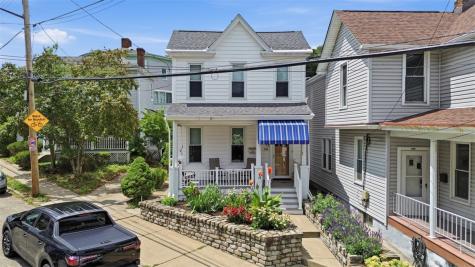 348 Hastings Street Point Breeze PA 15206