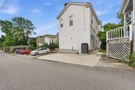348 Hastings Street Point Breeze PA 15206