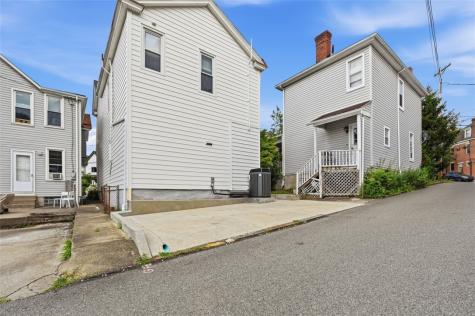 348 Hastings Street Point Breeze PA 15206