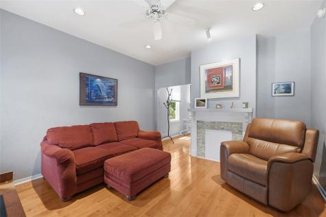 348 Hastings Street Point Breeze PA 15206