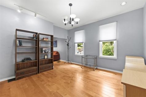 348 Hastings Street Point Breeze PA 15206