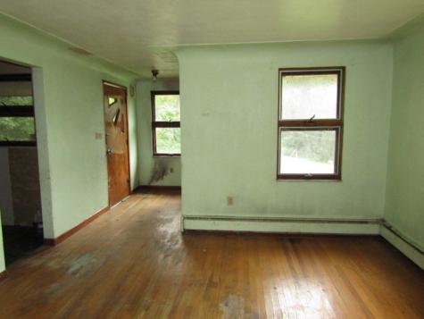 4107 Miracle Ridge Road Forward Township PA 15063