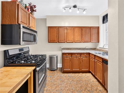 635 East End Regent Square PA 15221