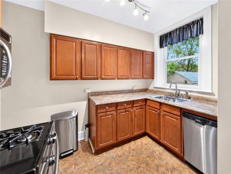 635 East End Regent Square PA 15221