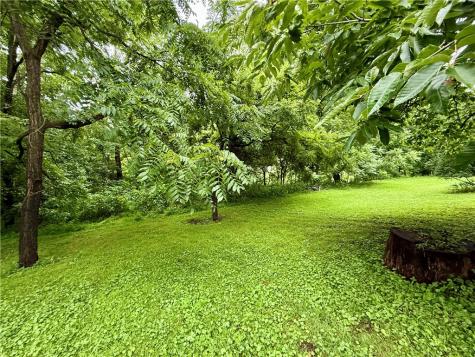 527 Sugar Lane Clarksville PA 15322