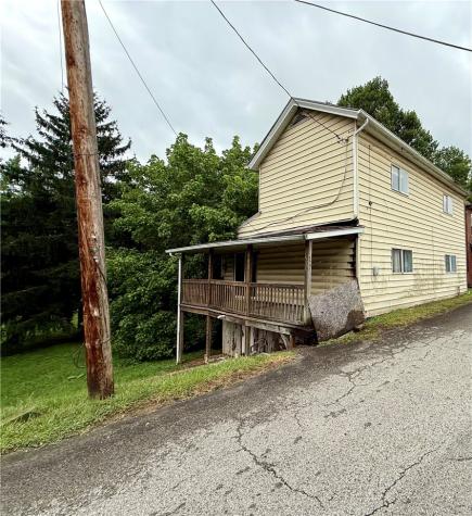 527 Sugar Lane Clarksville PA 15322