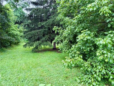 527 Sugar Lane Clarksville PA 15322