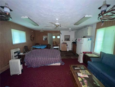 983 Lakewood Neshannock Falls Road Hickory Township PA 16105