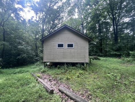 983 Lakewood Neshannock Falls Road Hickory Township PA 16105