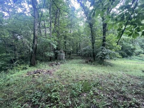 983 Lakewood Neshannock Falls Road Hickory Township PA 16105