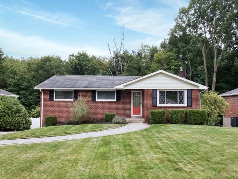 450 Amherst Avenue Moon/crescent Township PA 15108