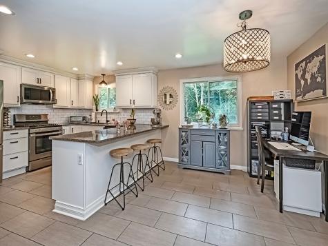 450 Amherst Avenue Moon/crescent Township PA 15108