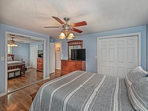 450 Amherst Avenue Moon/crescent Township PA 15108