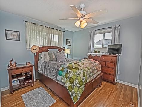 450 Amherst Avenue Moon/crescent Township PA 15108