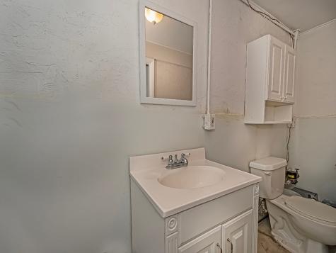 450 Amherst Avenue Moon/crescent Township PA 15108